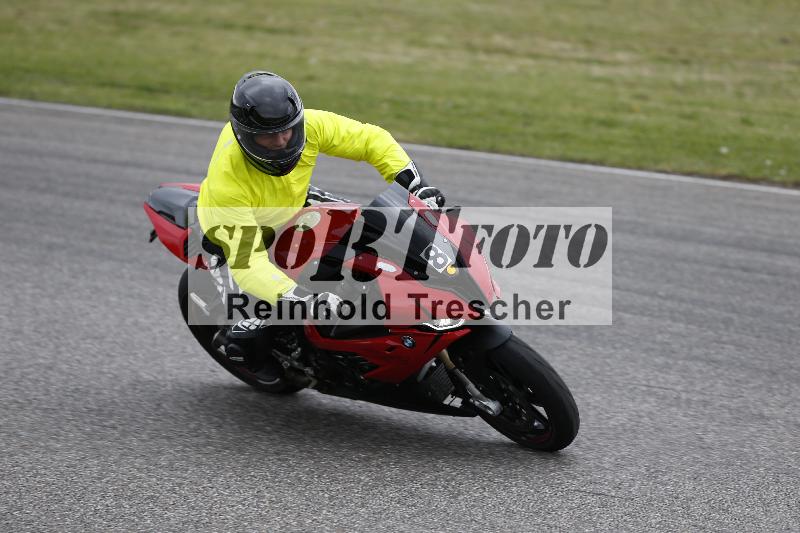 Archiv-2025/10 23.04.2025 Cornu Master School ADR/rot-rouge/8